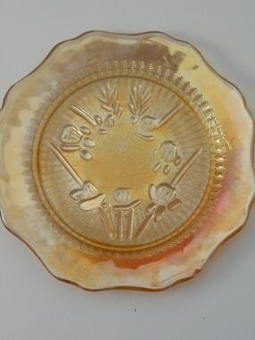 Vintage "Iris and Herringbone" Iridescent Carnival Glass Floral Plate